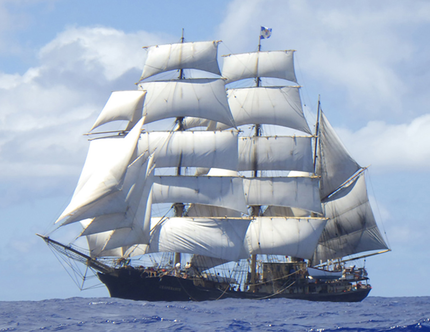 Waxed Cotton_Sailboat first image.JPG